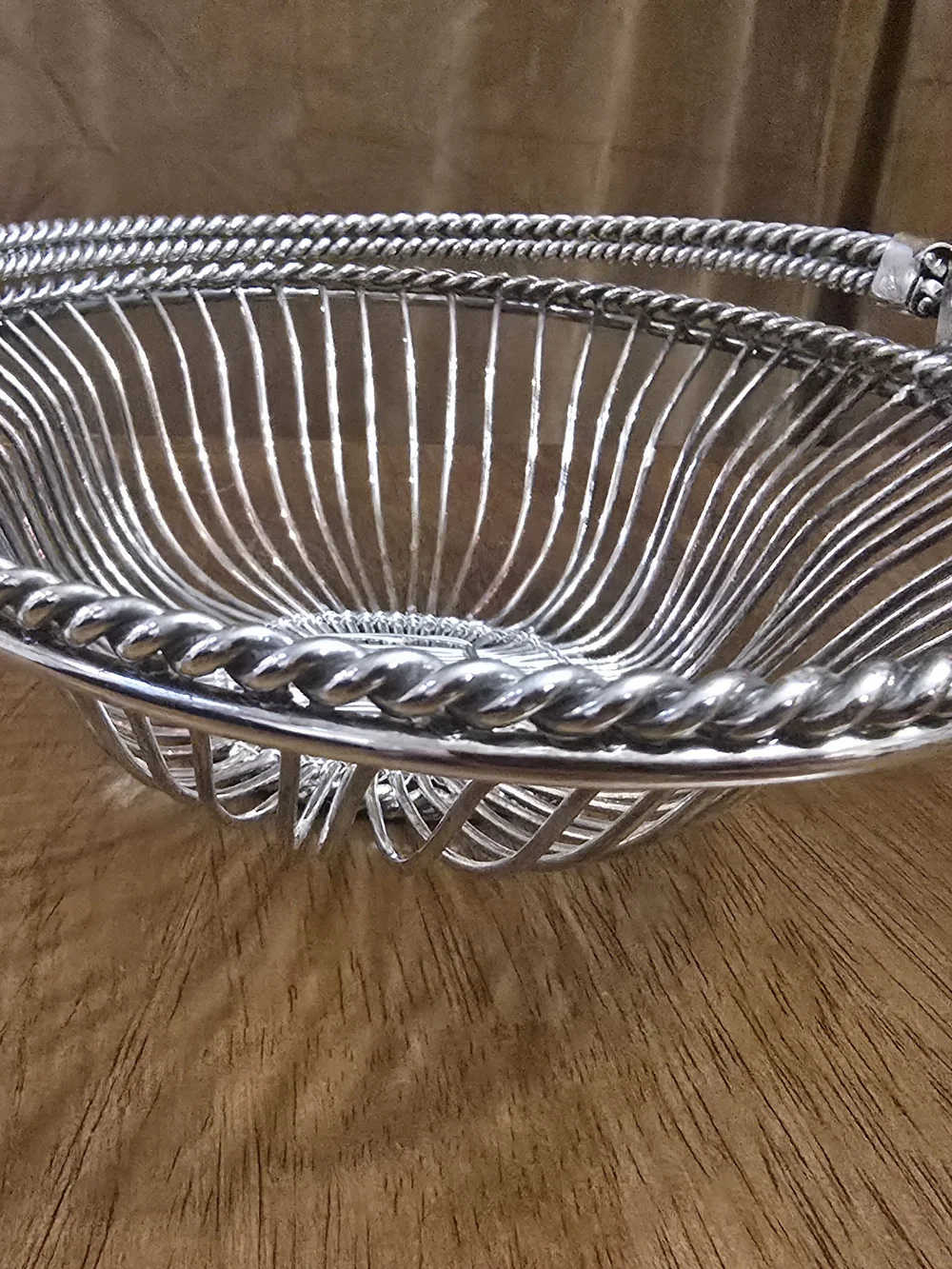 VTG Silver Plated Wire Fruit Basket Twisted Rope Folding Swing Handle Oval Bowl